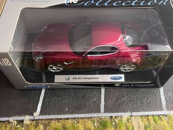 1:18 ALFA ROMEO 8C Competizione - Welly - 3
