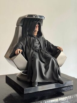 Prodám Star Wars ARTFX+ Soška 1/10 Emperor Palpatine - 3