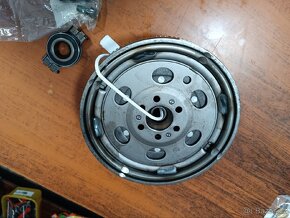 Dvouhmotový setrvačník se spojkou koncern 1,9 TDI - 3