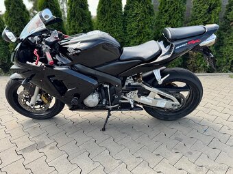Honda CBR 600 RR - 3