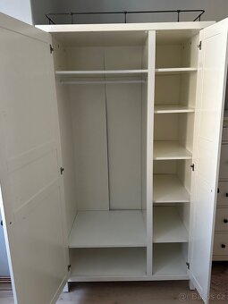 Menší skříň, ideální jako dětská (IKEA) - 3
