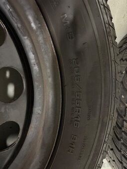 Sada kol R16 se zimními pneumatikami a poklicemi - 3