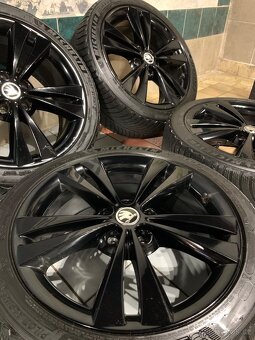 Alu kola Škoda R18 5X112 ZIMNÍ PNEU 225/40 R18 NEPTUNE - 3