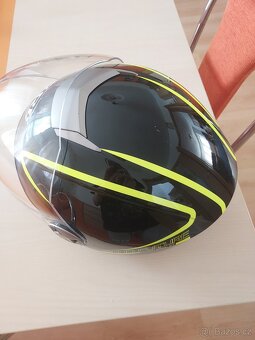 Přilba na motorku - 3