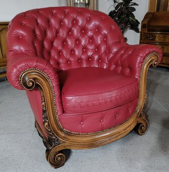 Kožená, Chesterfield křesla v barokním stylu. TOP - 3