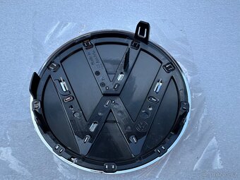 predni logo bez acc VW 5H0853601D - 3