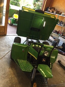 Gator John Deere - 3