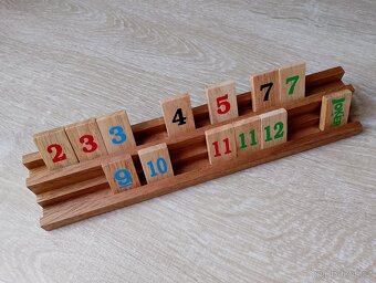 Rummy / Rummikub - dřevěná logická hra s čísly - 3