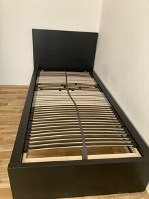 Postel včetně roštu a matrace - 3