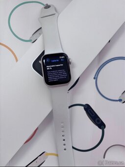 Apple watch SE 2.generace 40mm - 3