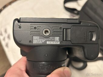 Prodám zrcadlovku Canon EOS250D + příslušenství - 3