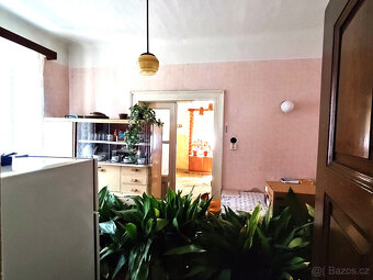 prodej 1/2 Domu + velká zahrada a garáž  k tomu. - 3