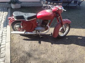 Jawa 250 - 3