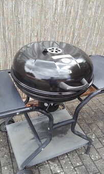 Gril na dřevěné uhlí - 3