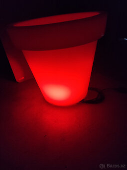 Velké svítící květináče - 3