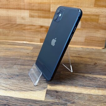 IPhone 11 64GB, černý (12 měsíců záruka) - 3