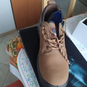 Pracovní boty 43 - 3