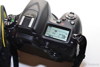 Nikon D7100 + příslušenství ( 7xxx exp.) - 3