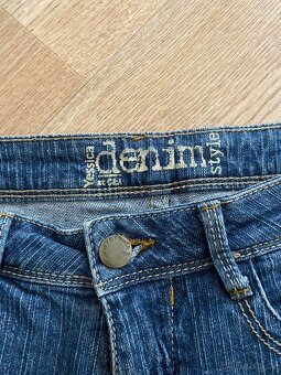 Dámské džínové kraťasy - 3