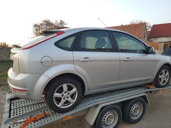 Ford Focus 1.6TDCI - díly z vozu - 3