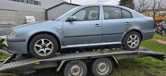Škoda Octavia 1 facelift 1.6 benzín rok 2002 - 3