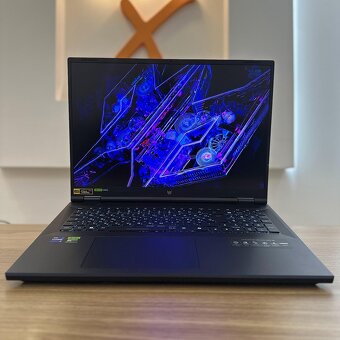Acer predator neo 18 - 3