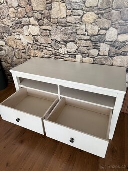 TV stolek IKEA Hemnes bílá - 3