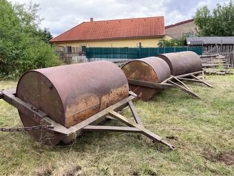 Válce - 3