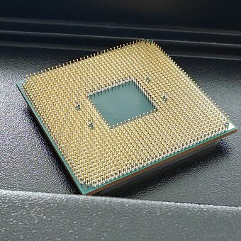 AMD Ryzen 7 5800X - 3