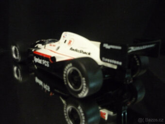 Indy Racing Team Formule Maisto 1/18 - 3