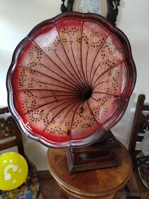 Prodám funkční gramofon s troubou - 3