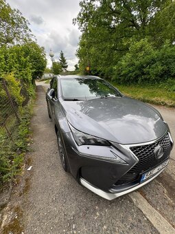 Lexus nx300 hybrid - 3