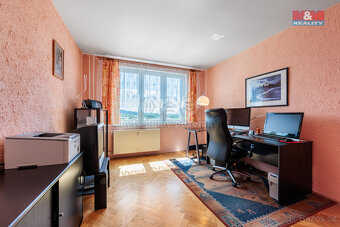 Prodej bytu 3+1, 82 m², Sokolov, ul. Švabinského - 3