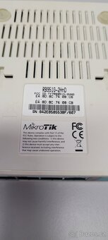 Mikrotik router RB951G-2HnD - 3