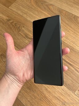 Nový mobil Motorola Moto G85 - 3