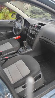 Prodám Škoda Octavia 2 rok výroby 2007 obsah 1.6 benzín - 3