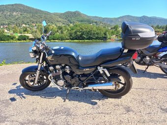 Honda CB750 Seven Fifty - 3