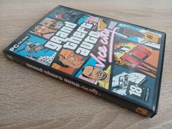 PC hra Grand theft auto Vice city - 3
