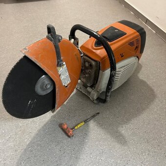 Rozbrušovací stroj STIHL TS 700 - 3