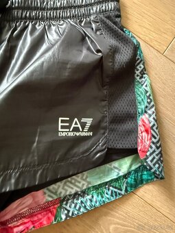 Dámské kraťasy EA7 Emporio Armani - 3