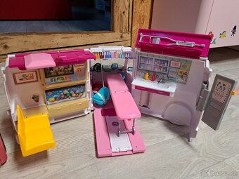 Barbie sanitka - 3