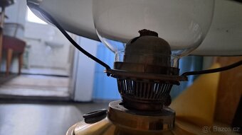 Starožitná petrolejová lampa - 3