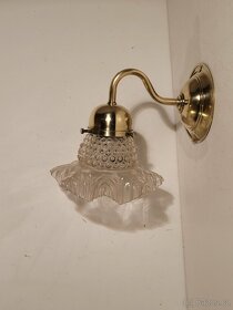 mosazná lampa, lampička, dobové krajkové stínidlo - 3