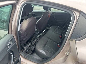 Díly z vozu Peugeot 208 - 3