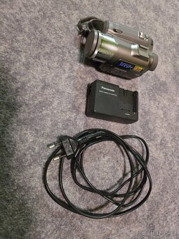 Digitální kamera Panasonic NV-GS230 + DO + nabíječka - 3