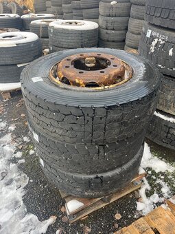 3ks pneumatika s diskem 245/70 R17.5 - 3