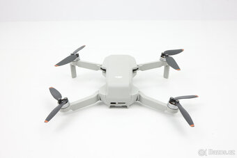 DJI Mini 2 SE Fly More Combo - 3
