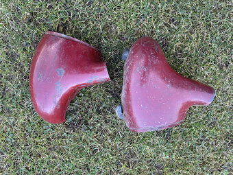 Maska, kryt paraboly Jawa 555, pařez - 3