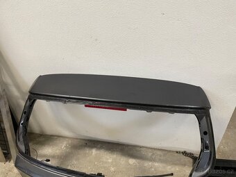 BMW e87 kufrové dveře - 3