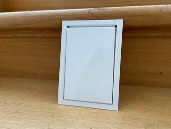 Revizní otevírací dvířka pod vanu - 3